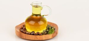 16-Amazing-Benefits-Of-Castor-Oil-Arandi-For-Skin-img-1